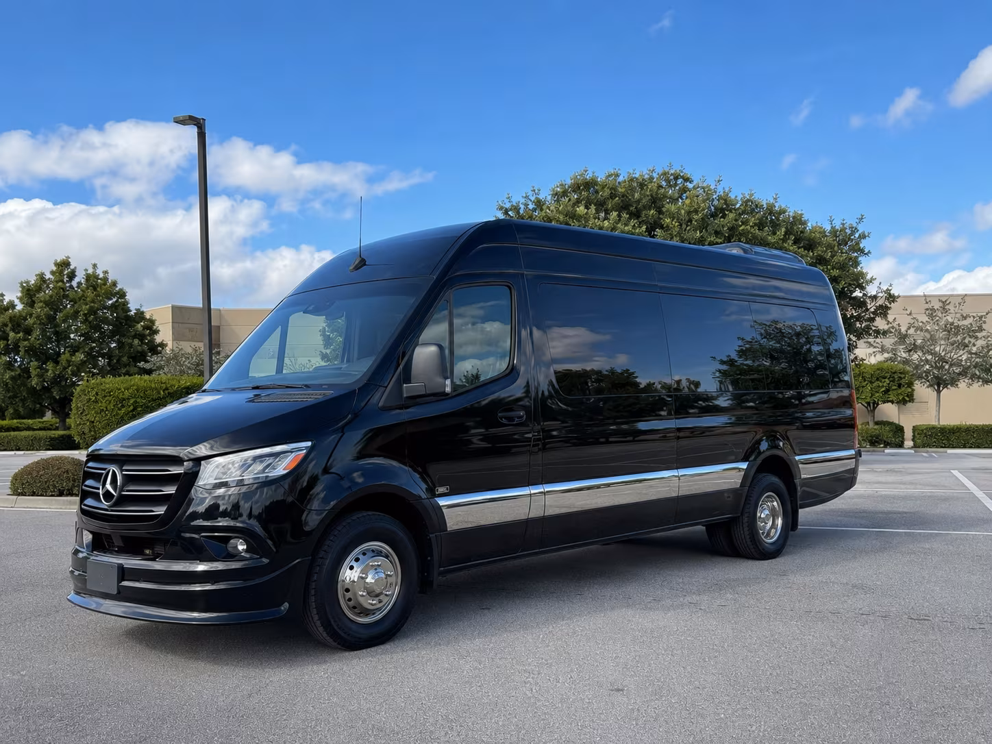 hayward airport transportation
